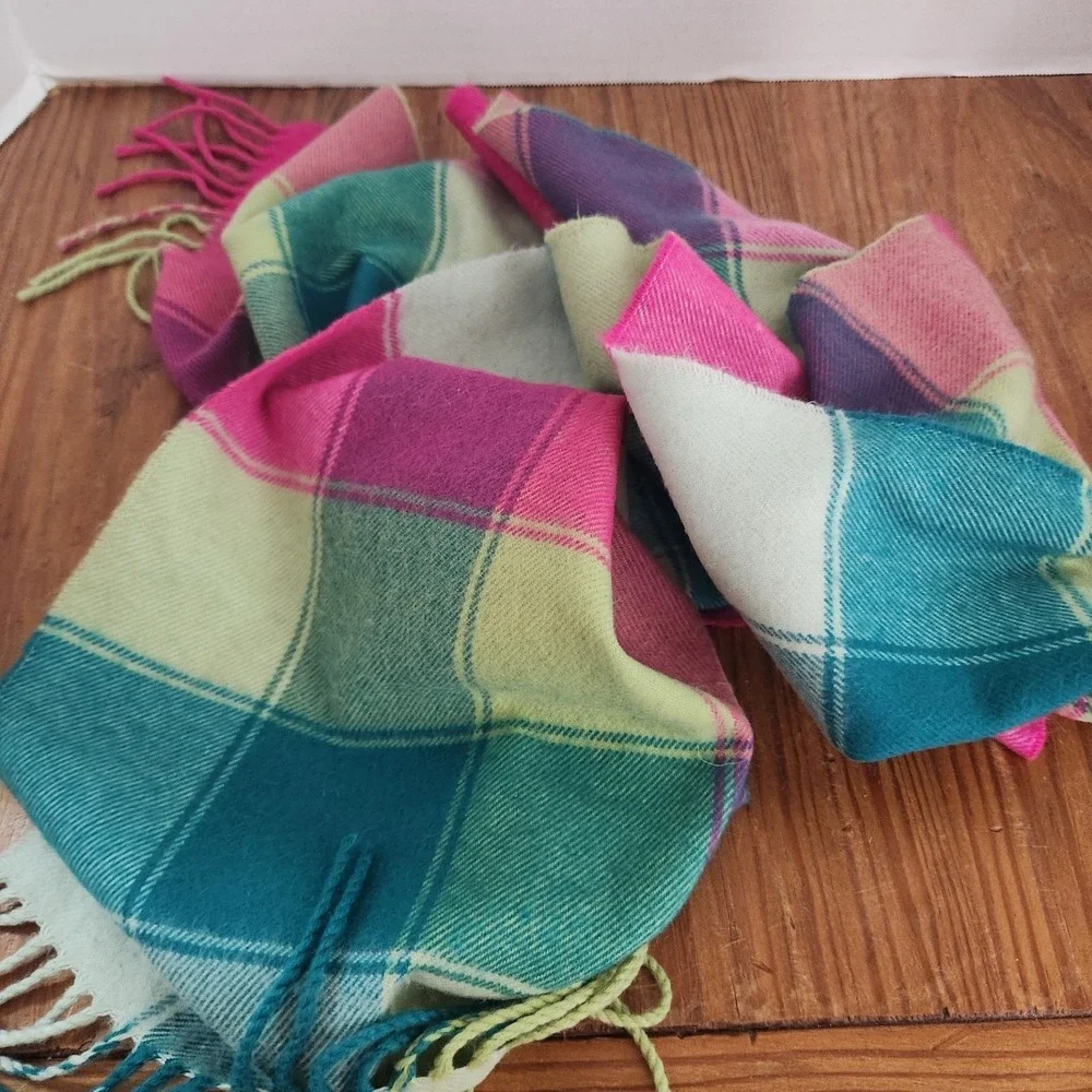 Scotland 100% Cashmere Plaid Scarf Fringe Pink Green 64